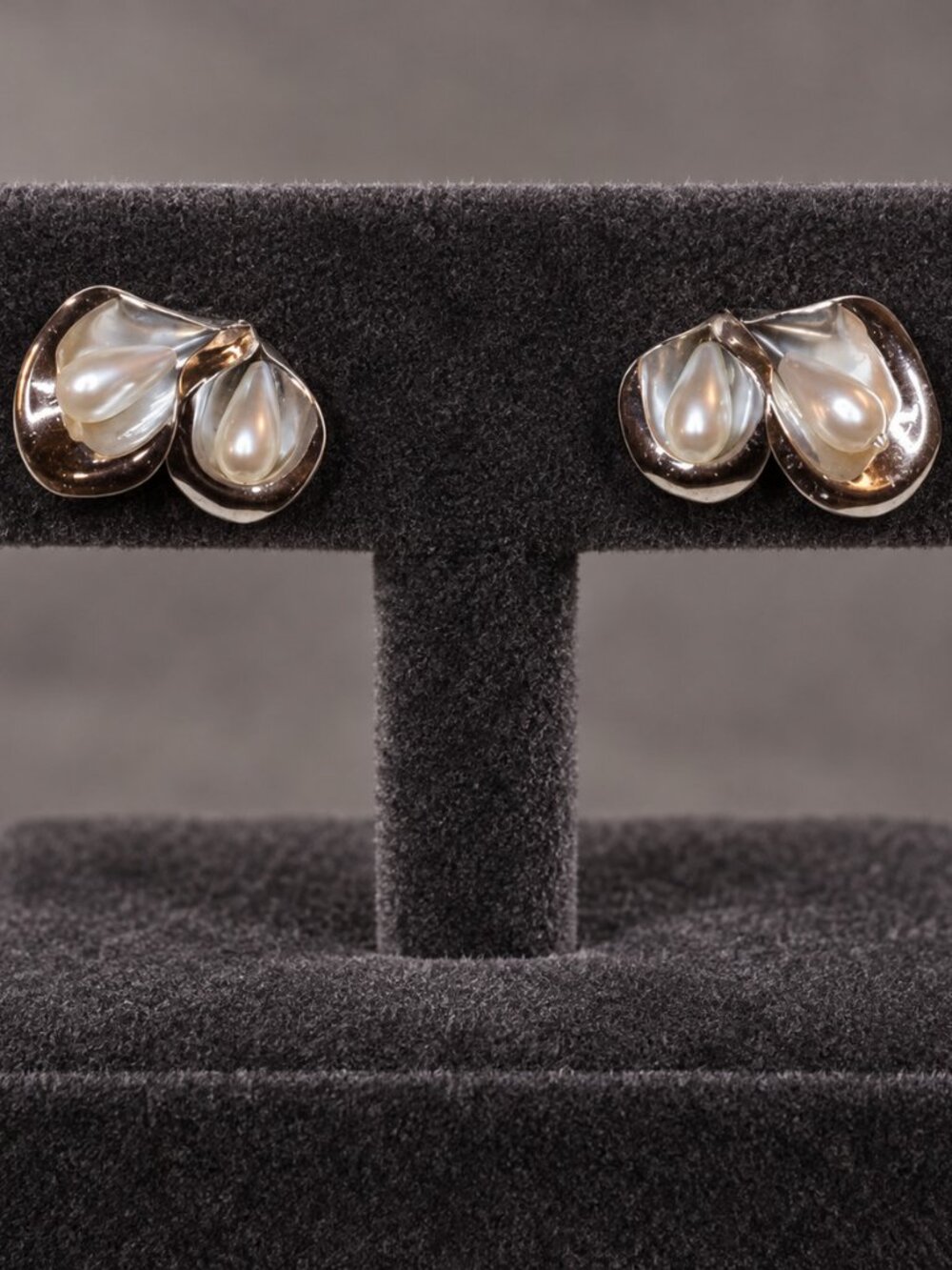 Vintage Beau Sterling Silver Faux Pearl Calla Lily Post Earrings Deadstock